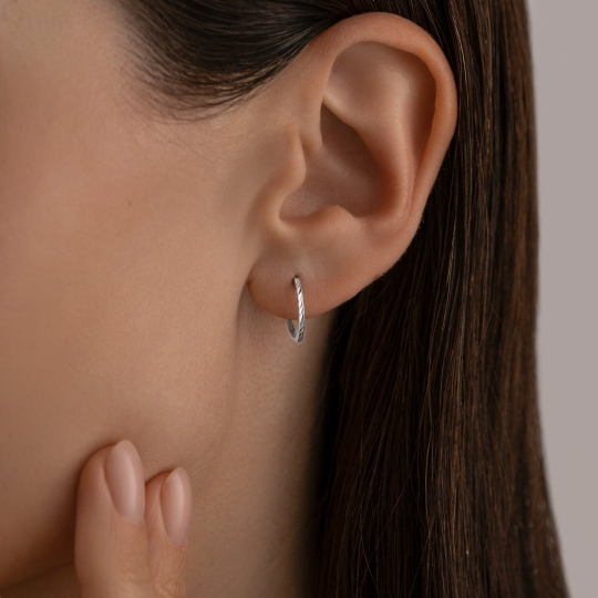 Серьги из серебра с гранатами и фианитами