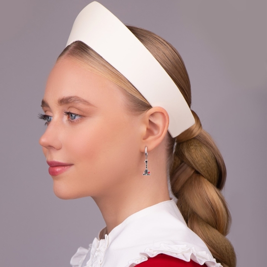 Серьги из серебра с ювелирными кристаллами
