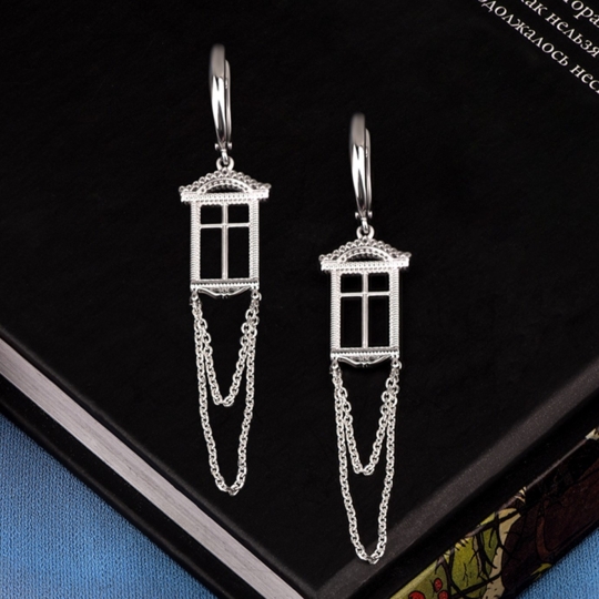Серьги из серебра с фианитами