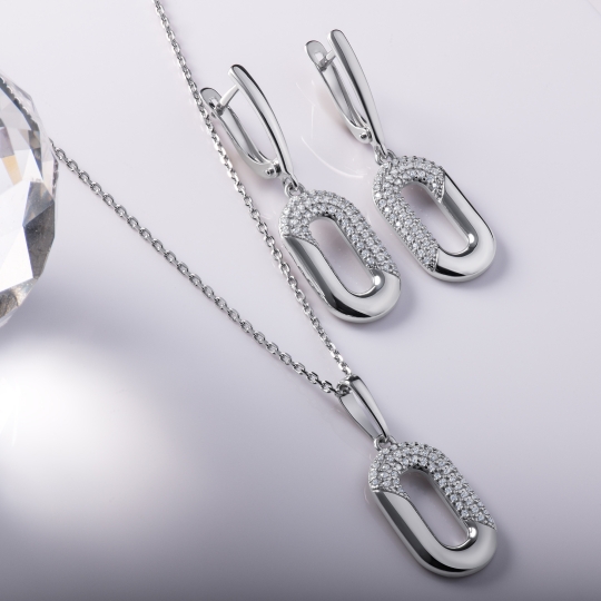 Серьги из серебра с фианитами