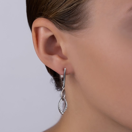 Серьги из серебра с фианитами