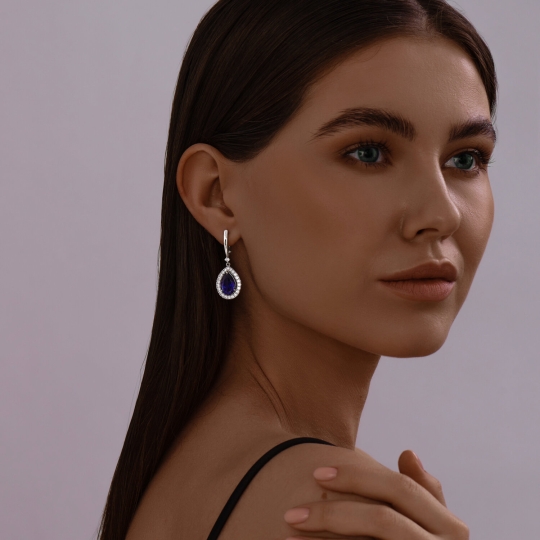Серьги из серебра с фианитами