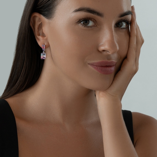 Серьги из серебра с ювелирными кристаллами и фианитами