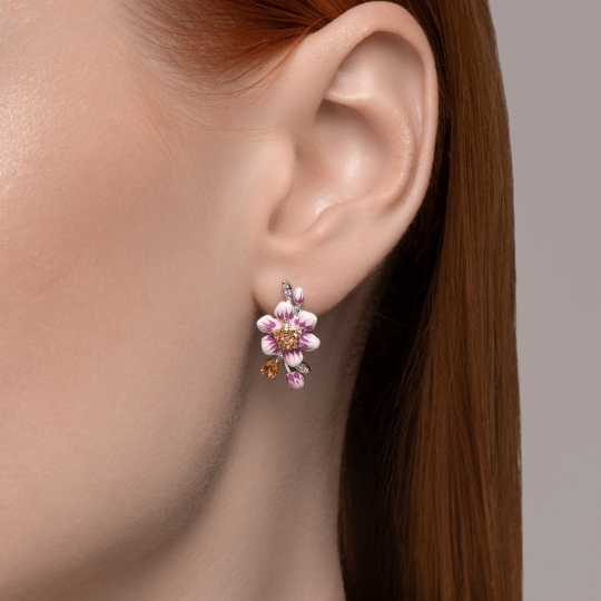 Серьги из серебра с аметистами и ювелирными кристаллами