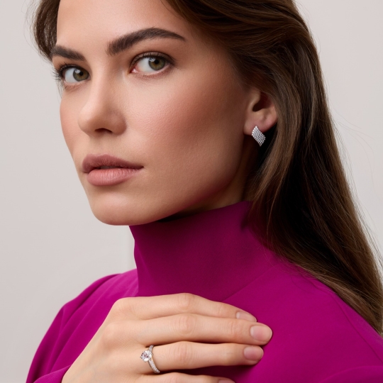 Серьги из золота с фианитами