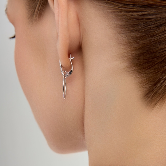 Серьги из серебра с ювелирными кристаллами