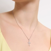 Подвеска из белого золота с фианитами