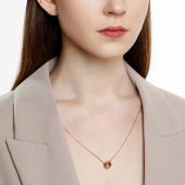 Подвеска из золота с бриллиантом 