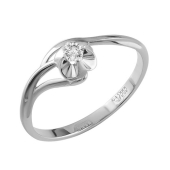 Кольцо из белого золота с бриллиантом