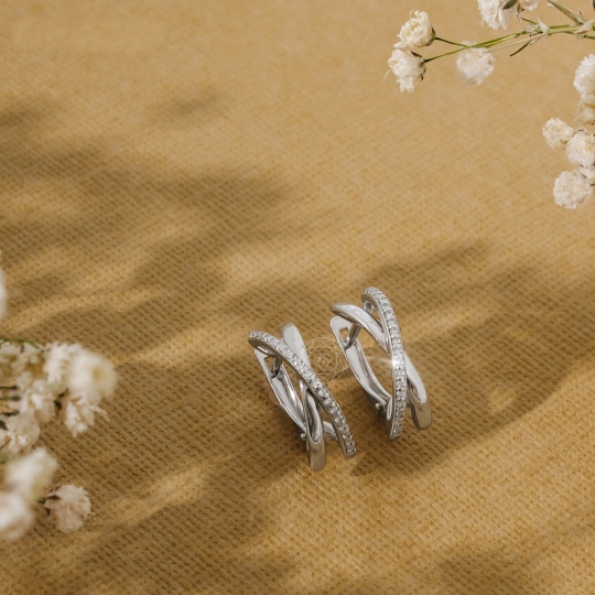 Серьги из серебра с фианитами