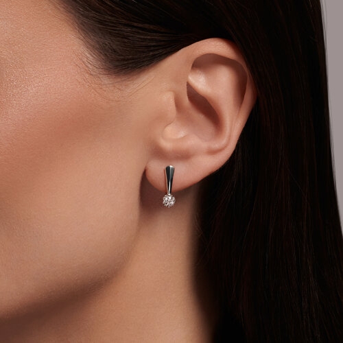 Серьги из золота с бриллиантами и танзанитами