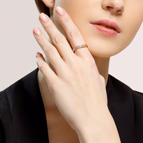 Кольцо из серебра с сапфиром и фианитами