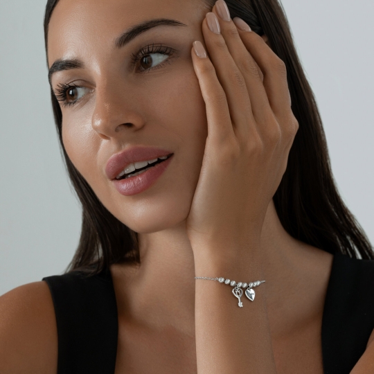 Браслет из серебра с фианитами