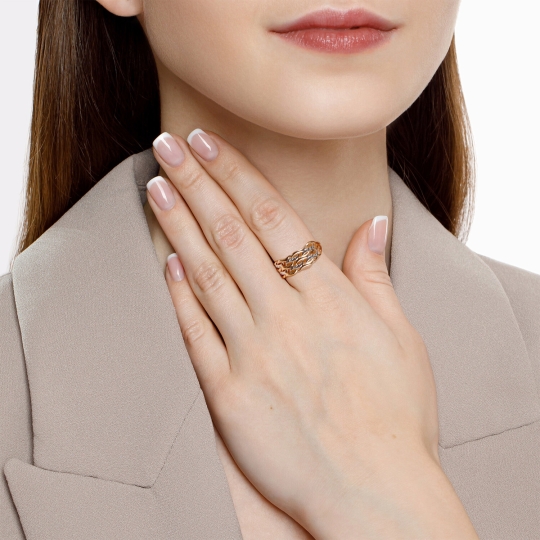 Кольцо из золота с жемчугом и фианитами