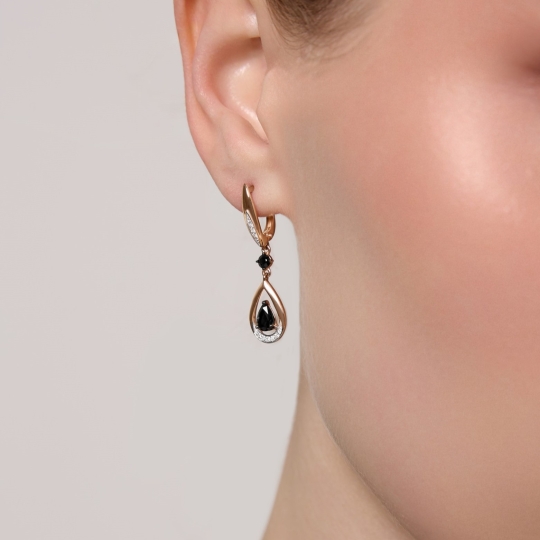 Серьги из золота с бриллиантами и сапфирами