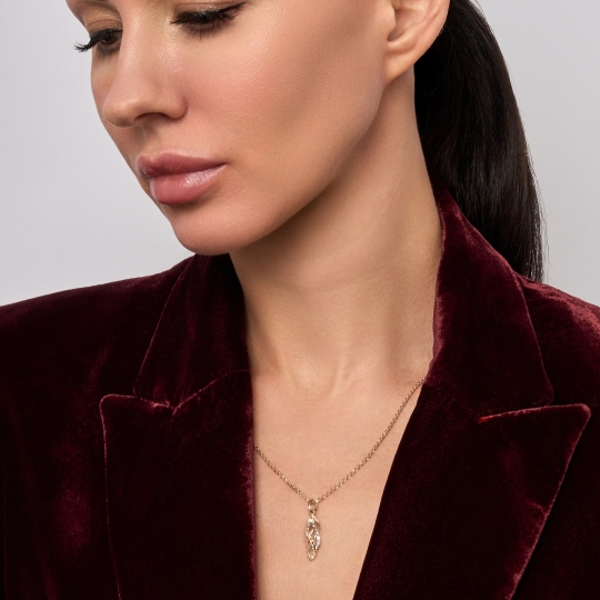 Подвеска из золота с жемчугом