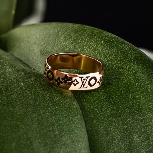 Кольцо из золота