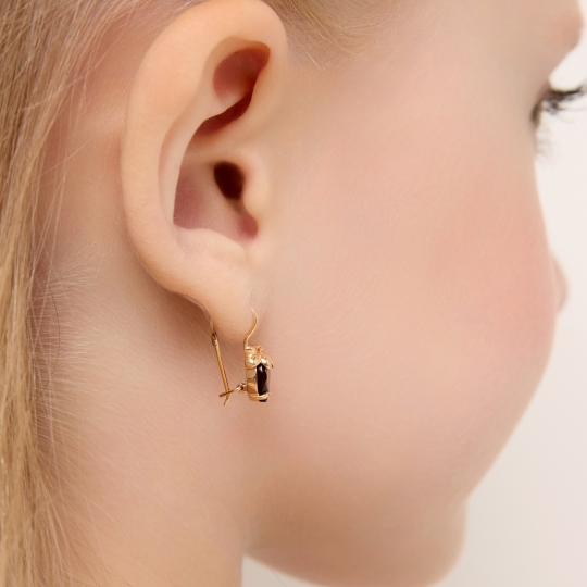 Серьги из золота с гранатами