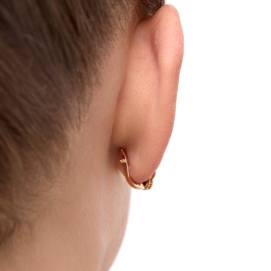 Серьги из золота с ониксами