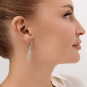 Серьги из серебра с фианитами