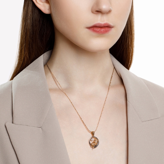 Подвеска из золота