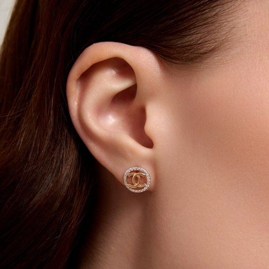 Серьги из золота с бриллиантами