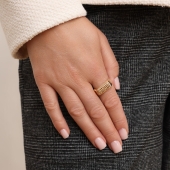 Кольцо-печатка из золота 