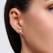 Серьги из белого золота с бриллиантами