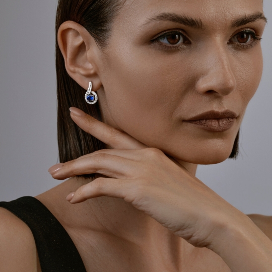 Серьги из серебра с фианитами